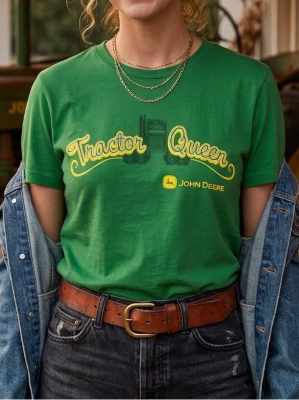 John Deere Green Tee T-Shirt Yellow 'Tractor Queen' Graphic Junior’s XL Ladies M